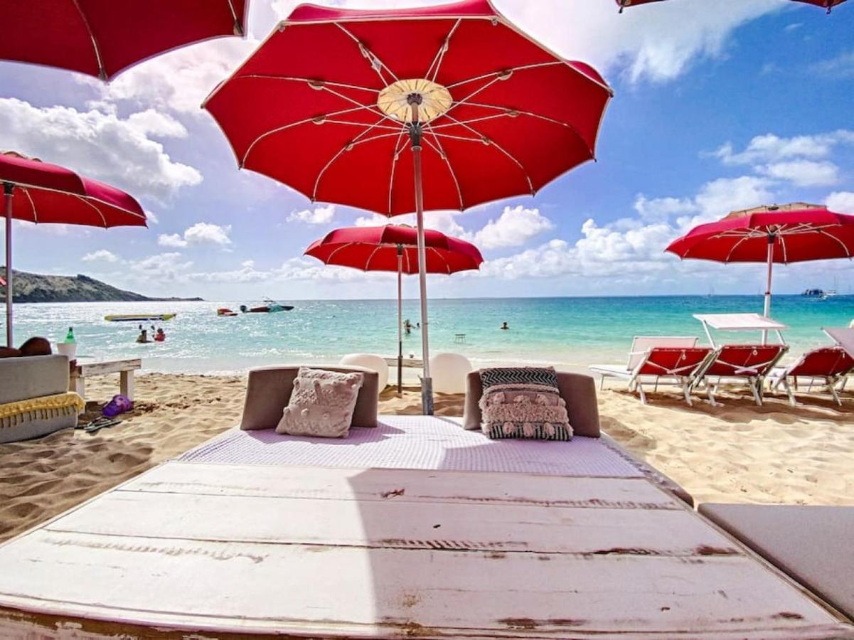 Blue Room In A Shared Villa Diamant With Communal Pool And Sea View Grand Case Exterior foto